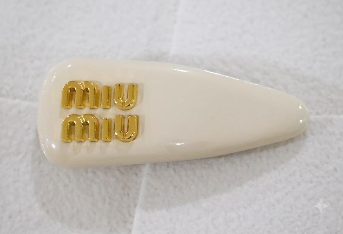 Mia Hair Snap Clip - Gloss